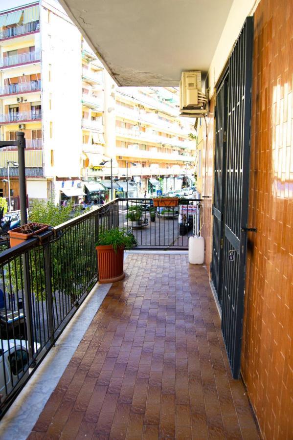 Bran House Lägenhet San Giorgio a Cremano Exteriör bild